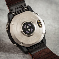 Garmin Fenix 7 Sapphire Solar Titanium / Brown Leather Band (Premium) + spare silicone strap