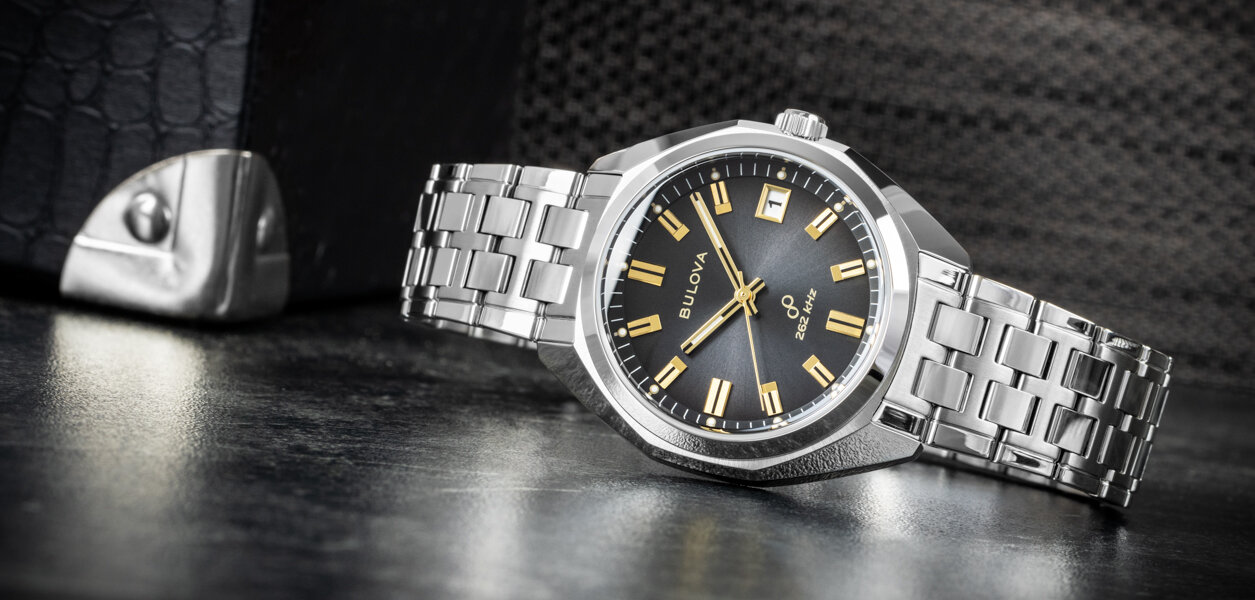 Watch Bulova Archive Series Jet Star Quartz 96B415