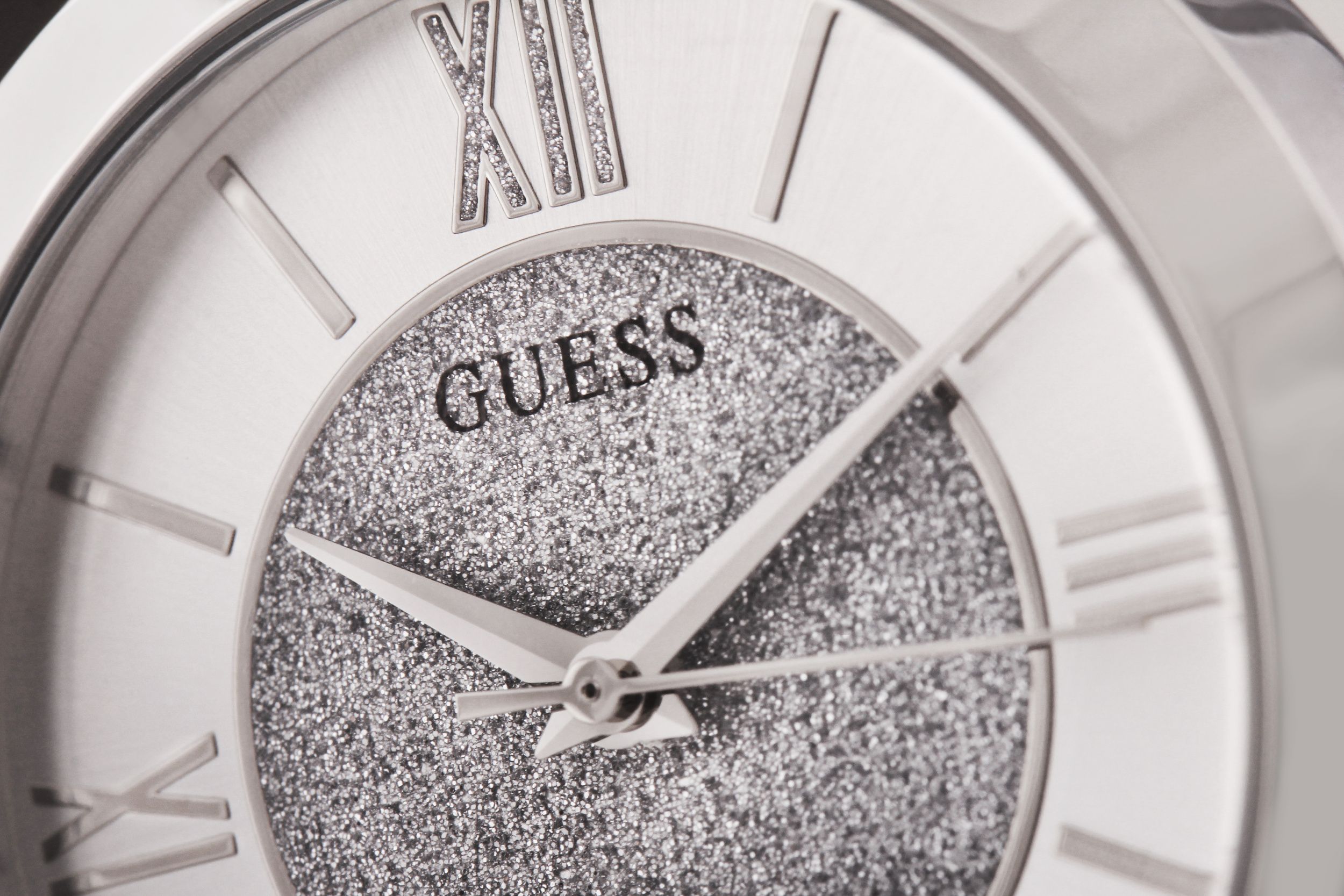Guess w1288l1 deals