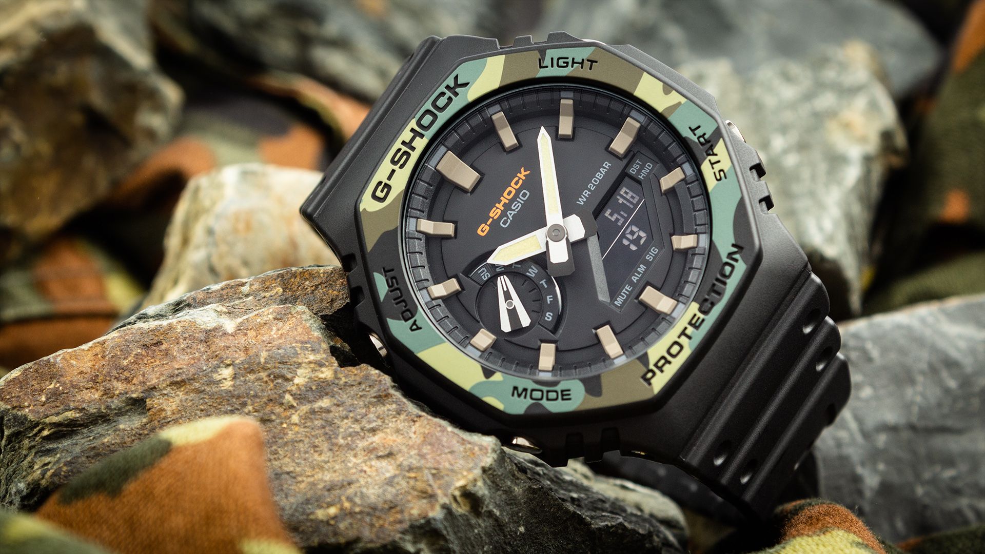 Casio G-Shock (CasiOak) GA-2100SU-1AER Original Utility Colors Guard Carbon Core Series