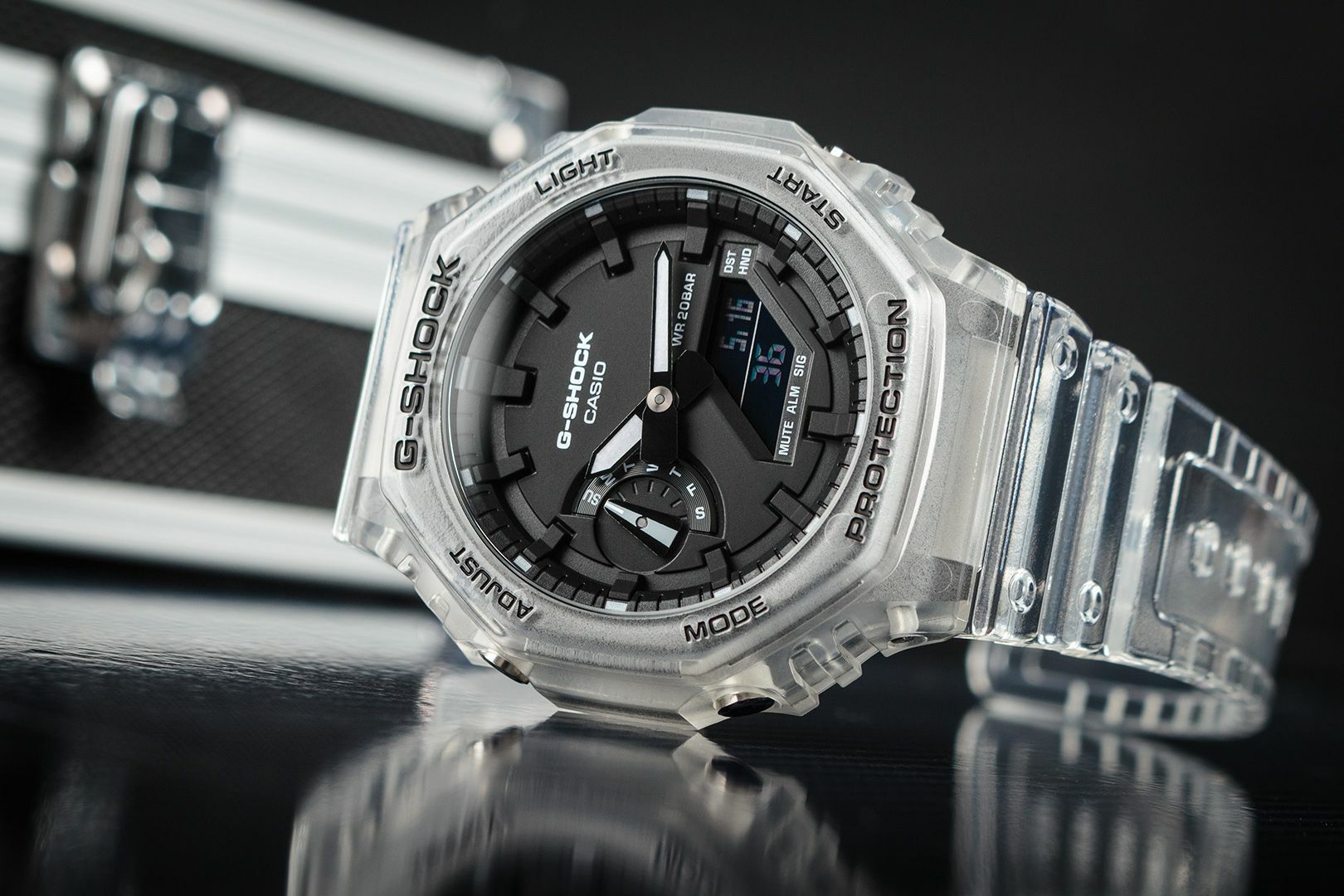 GA-2100SKE-7AER Casio (CasiOak) G-Shock Skeleton Original Series