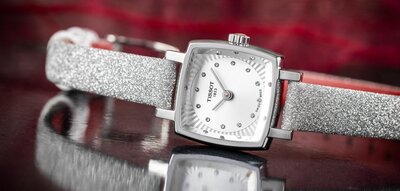 Tissot Lovely Lady Quartz T058.109.17.036.02 (+ 3x spare strap)