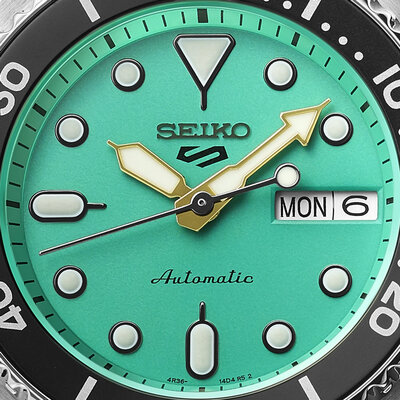 Seiko 5 Sports Automatic SRPK33K1 SKX 'Midi' Teal (in Tiffany Blue color)