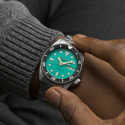 Seiko 5 Sports Automatic SRPK33K1 SKX 'Midi' Teal (in Tiffany Blue color)