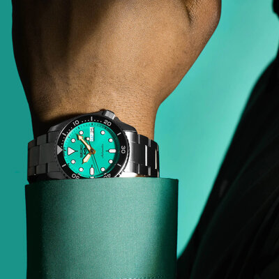 Seiko 5 Sports Automatic SRPK33K1 SKX 'Midi' Teal (in Tiffany Blue color)