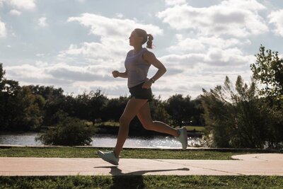 Garmin Forerunner 165 Music, Mist Grey/Whitestone