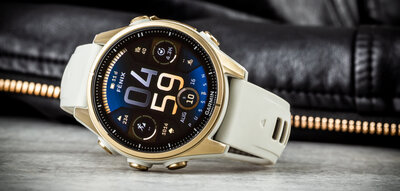 Garmin Fenix 8 AMOLED 43 mm, Sapphire Soft Gold Stainless Steel Fog Gray