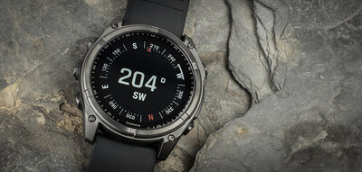 Garmin Fenix 8 SOLAR 51 mm, Sapphire Carbon Gray DLC Titanium Black