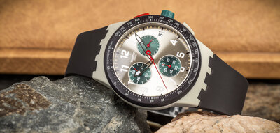 Swatch Obsidian Ink SUST402