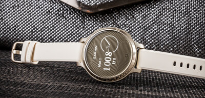 Garmin Lily 2 Active Lunar Gold / Bone Silicone Band