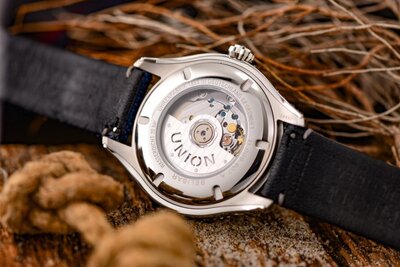 Union Glashütte Belisar Date Sport D009.907.11.047.00 (+ replacement strap)