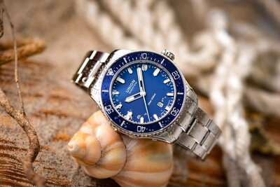 Union Glashütte Belisar Date Sport D009.907.11.047.00 (+ replacement strap)