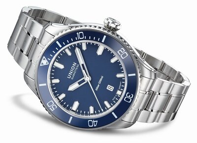 Union Glashütte Belisar Date Sport D009.907.11.047.00 (+ replacement strap)