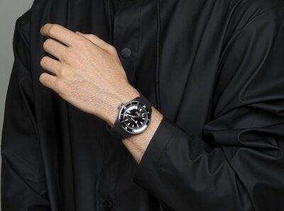 Rado Captain Cook High-Tech Ceramic Diver Automatic R32129158