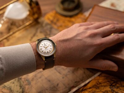 Rado Captain Cook Over-Pole R32193018 Limited Edition 1962 pcs (+ spare strap and travel case)