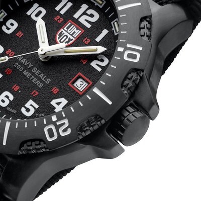 Luminox Navy Seal 4230 Series XS.4231.SET (+ spare strap)