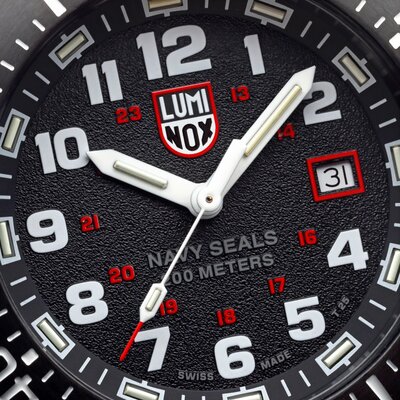 Luminox Navy Seal 4230 Series XS.4231.SET (+ spare strap)