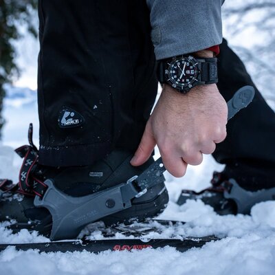 Luminox Navy Seal 4230 Series XS.4231.SET (+ spare strap)