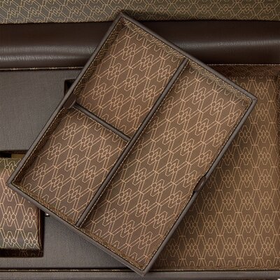 Stretcher Wolf Earth 190406