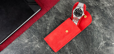 Watch case Ricardo Varese, red