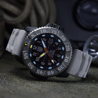 Luminox Mil Spec XL.3359.SET (+ spare strap)