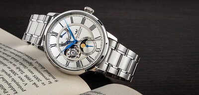 Orient Star Classic M45 F7 Moon Phase Open Heart Automatic RE-BT0005S00B (+ spare strap)