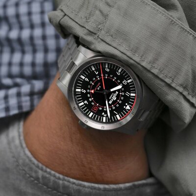 Fortis Flieger F-43 Triple-GMT Automatic COSC Chronometer F4260000