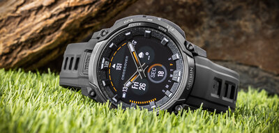 Garmin Instinct Crossover AMOLED, Charcoal