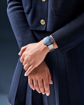 Frederique Constant Classics Moneta Quartz Moonphase FC-206N3S6B