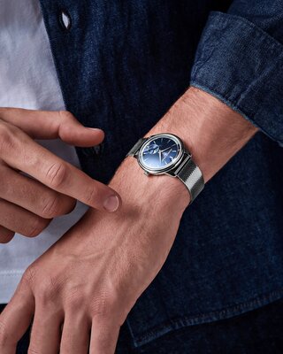 Frederique Constant Classics Moneta Quartz Moonphase FC-206N3S6B