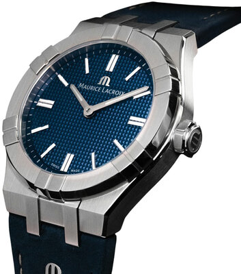 Maurice Lacroix Aikon Manual Collectors Edition AI7007-SS00E-430-C (+ spare strap) (Limited Edition 500pcs)