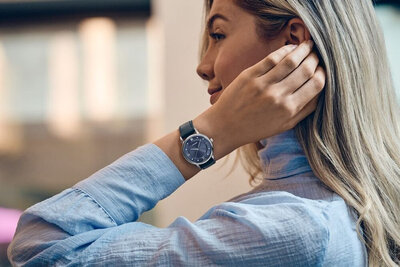 Wenger Urban Donnissima Quartz 60.1721.120 (+ spare strap)