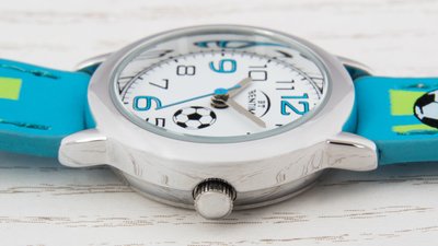 Bentime 001-DK5067G (soccer motif)