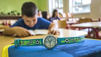 Bentime 001-DK5067G (soccer motif)