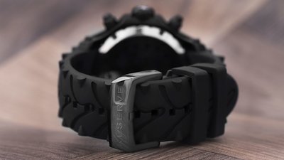 Invicta Reserve Quartz 52mm 22138