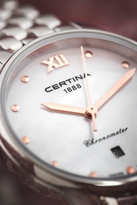 Certina DS-8 Lady Quartz Precidrive COSC Chronometer C033.051.11.118.01