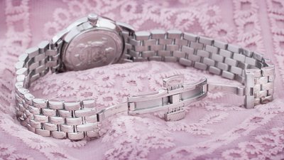 Certina DS-8 Lady Quartz Precidrive COSC Chronometer C033.051.11.118.01