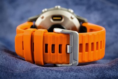 Garmin Fenix 6 PRO Sapphire, Titanium/Orange Band (MAP/Music)