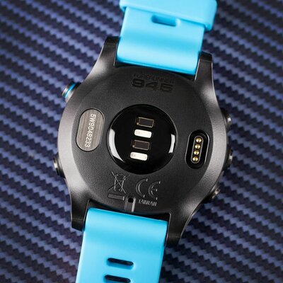 Garmin Forerunner 945 PRO TRI Bundle