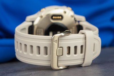 Garmin Fenix 6S PRO Solar, LightGold/Sand Band (MAP/Music)
