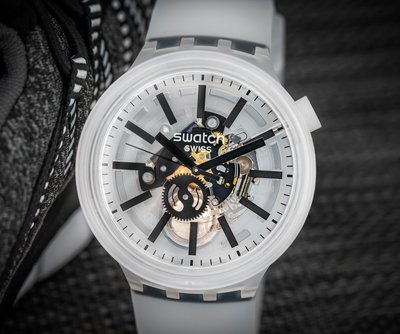 Swatch Big Bold Blackinjelly SO27E101