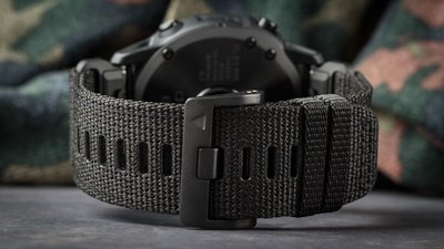 Garmin Tactix Delta PRO Solar Sapphire (+ spare strap)