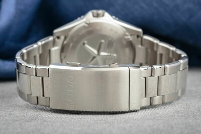 Mido Ocean Star 200C Automatic M042.430.11.091.00