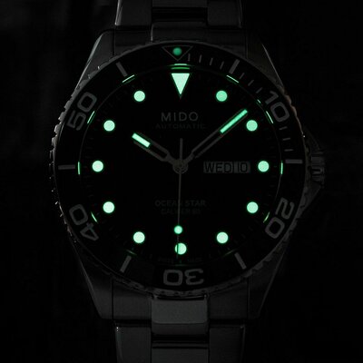 Mido Ocean Star 200C Automatic M042.430.11.091.00