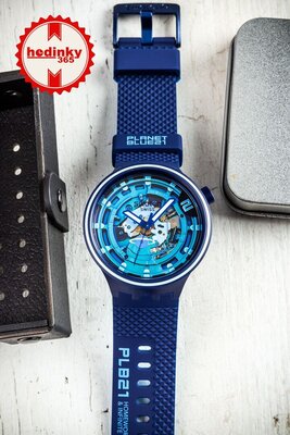 Swatch Second Home SB01N101 (+ spare strap)