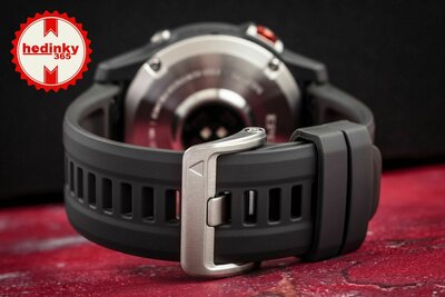 Garmin Epix 2 Glass, Silver / Gray Silicone Band