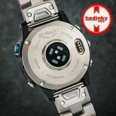 Garmin D2 Mach 1, Vented Titanium Bracelet (+ spare strap)