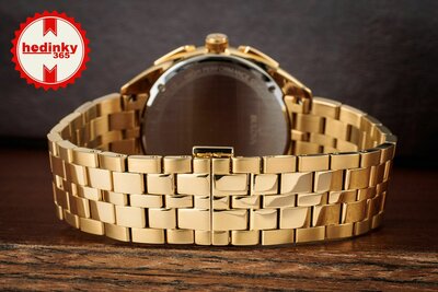 Bulova Curv Classic Quartz Chronoghraph 97A125