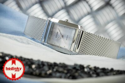 Citizen Elegant Eco-Drive EW5590-62A (+ replacement strap)