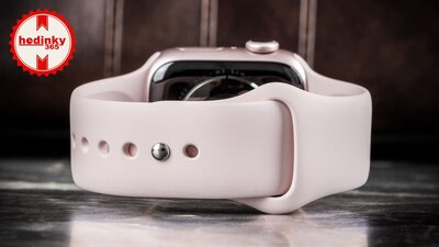 Apple Watch Series 9 GPS 41mm Pink Aluminium Case / Light Pink Sport Band - S/M